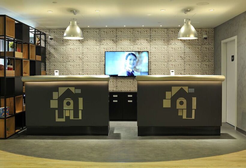 호텔 Campanile Shanghai Railway Station And People S Square