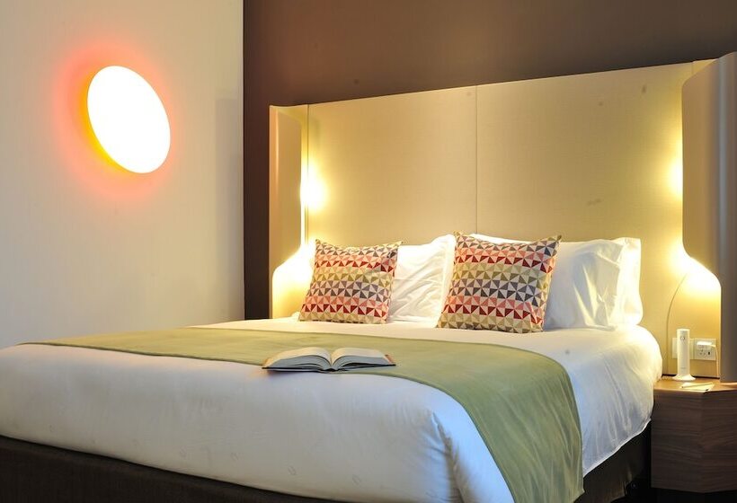 호텔 Campanile Shanghai Railway Station And People S Square