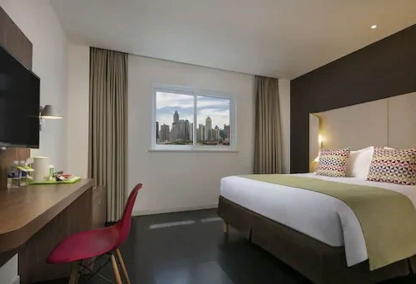 호텔 Campanile Shanghai Railway Station And People S Square