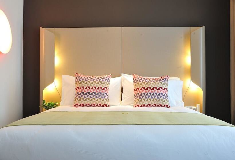 호텔 Campanile Shanghai Railway Station And People S Square