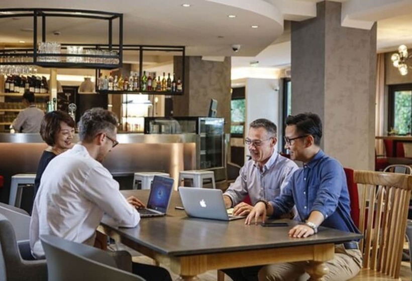 호텔 Campanile Shanghai Railway Station And People S Square