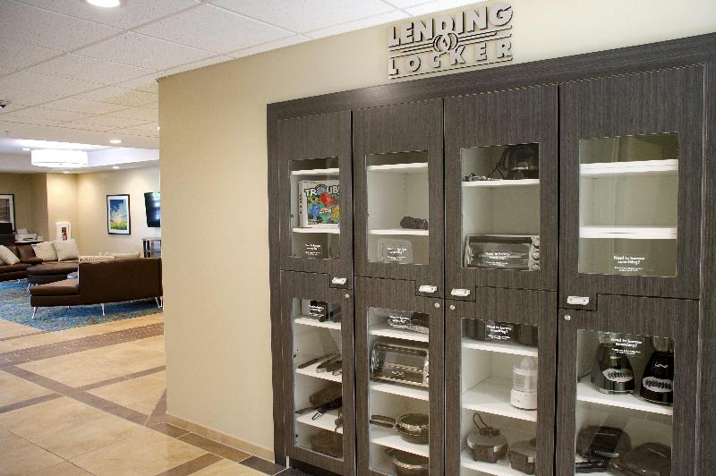 Отель Candlewood Suites   Lancaster West, An Ihg