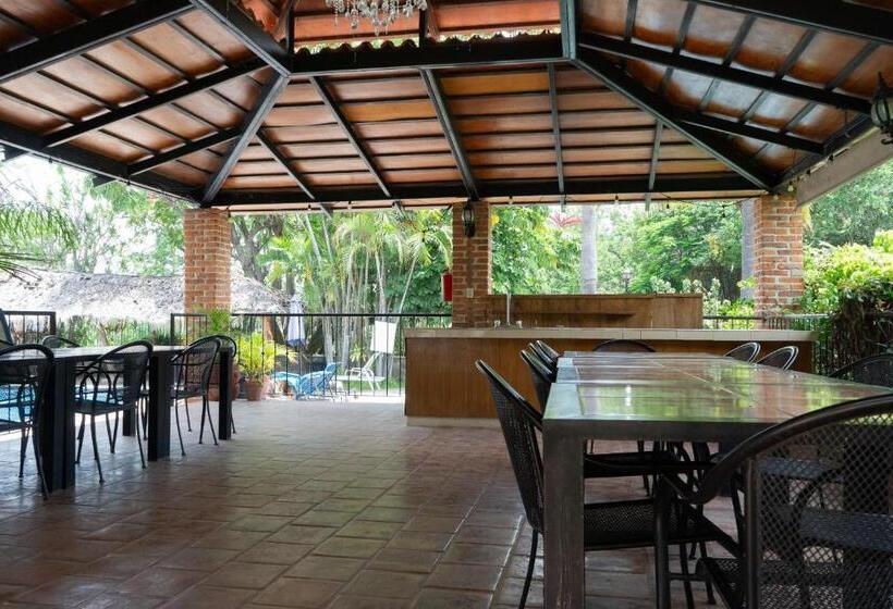 בית מלון כפרי Capital O La Joya Del Lago