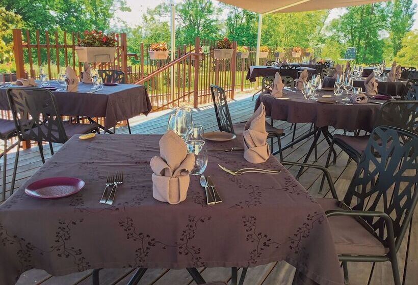 בית מלון כפרי Château Du Bost   Teritoria