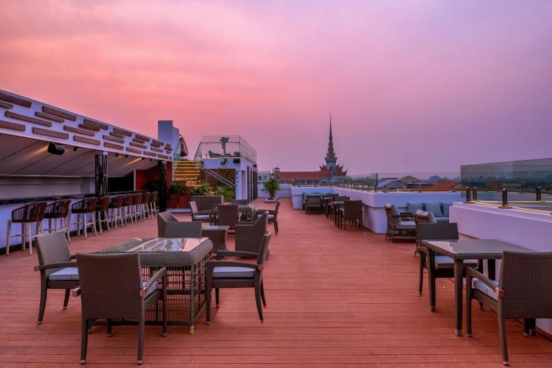 هتل Courtyard By Marriott Siem Reap Resort