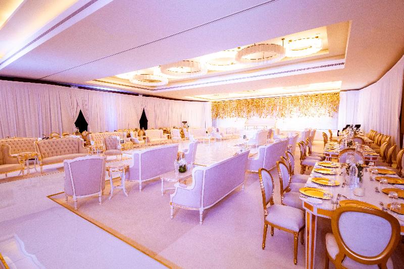 هتل Crowne Plaza Muscat Ocec, An Ihg