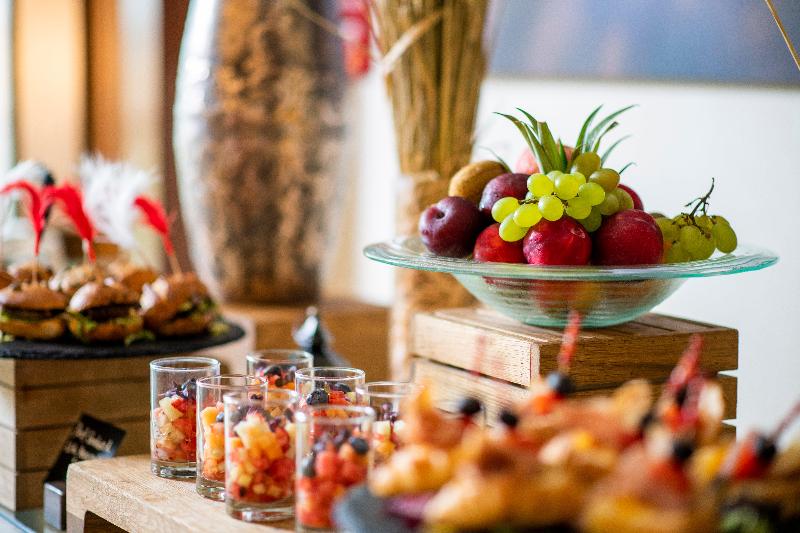 هتل Crowne Plaza Muscat Ocec, An Ihg