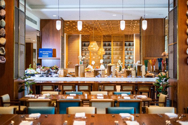 هتل Crowne Plaza Muscat Ocec, An Ihg