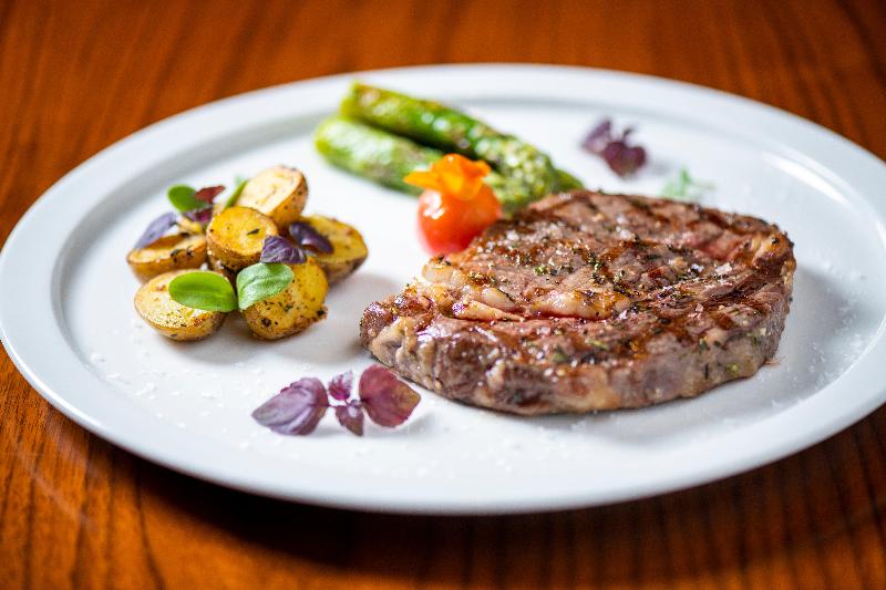 هتل Crowne Plaza Muscat Ocec, An Ihg