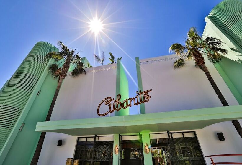ホテル Cubanito Ibiza