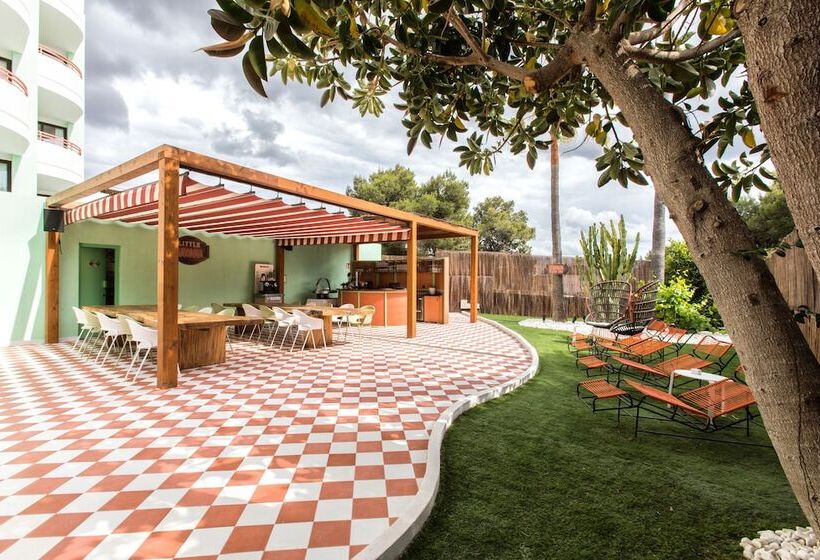 ホテル Cubanito Ibiza