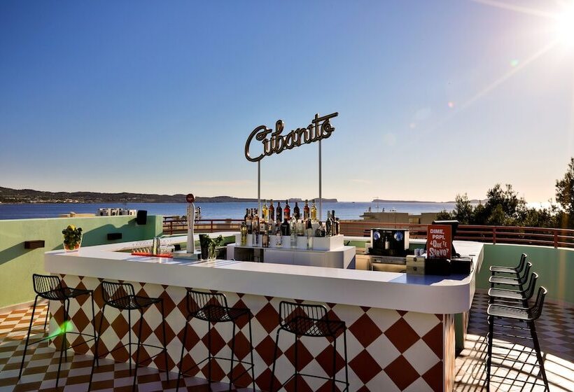ホテル Cubanito Ibiza