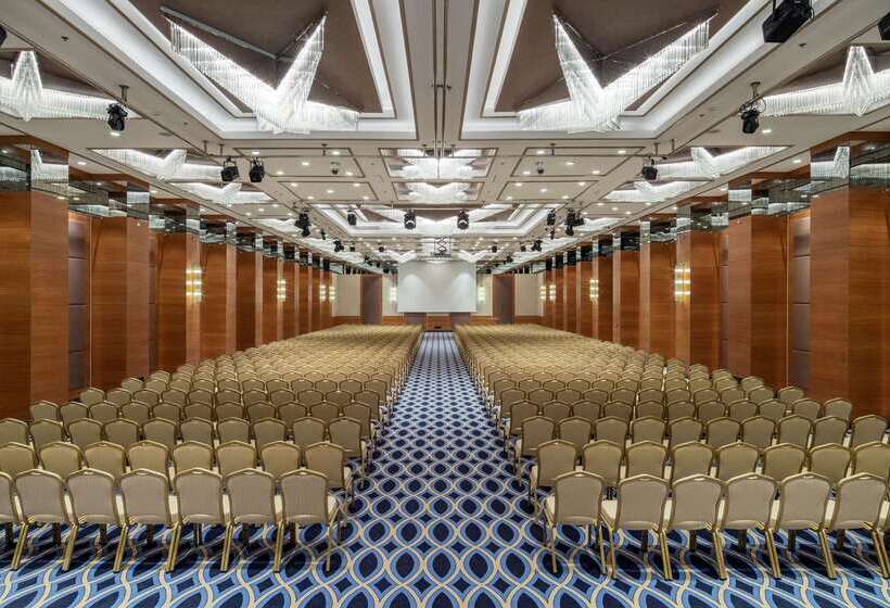 ホテル Doubletree By Hilton Istanbul Topkapi