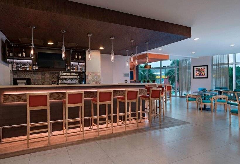 בית מלון כפרי Fairfield By Marriott San Salvador