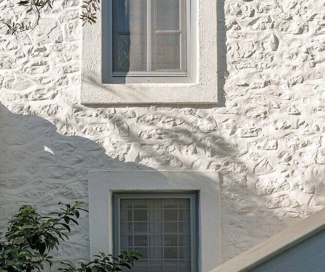 酒店 Four Seasons Hydra Luxury Suites