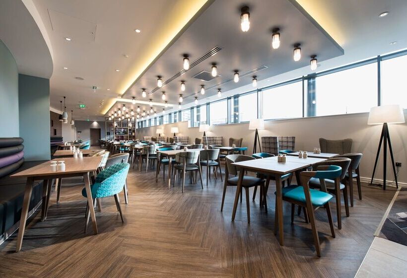 Отель Hampton By Hilton Edinburgh West End