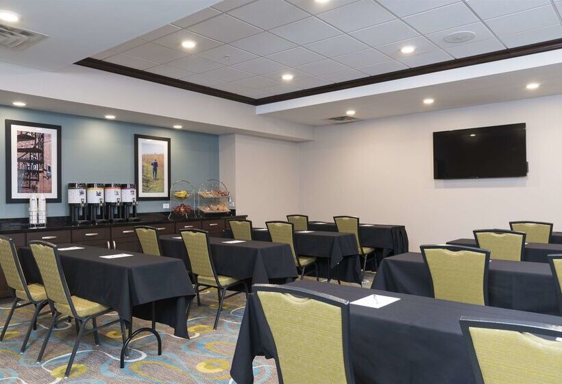 فندق Hampton Inn Westfield