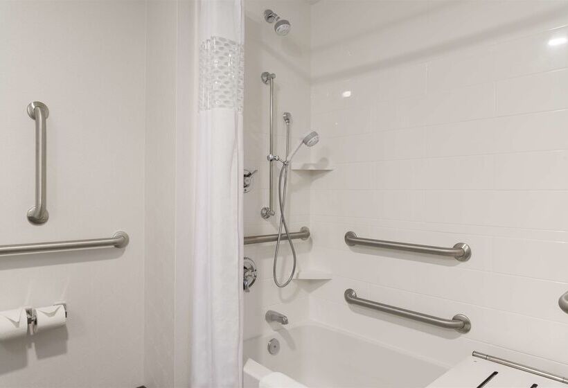 فندق Hampton Inn Westfield