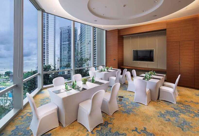 호텔 Hilton Yantai