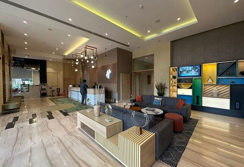 호텔 Holiday Inn Bengaluru Racecourse, An Ihg