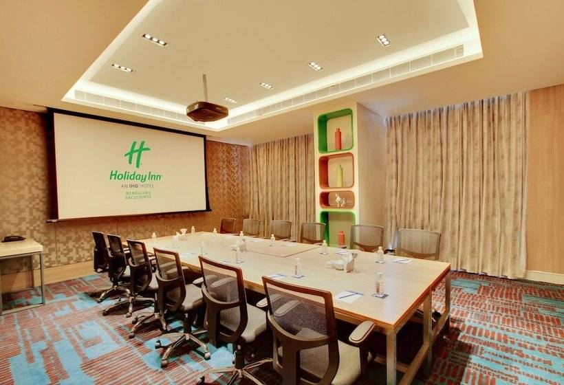 호텔 Holiday Inn Bengaluru Racecourse, An Ihg