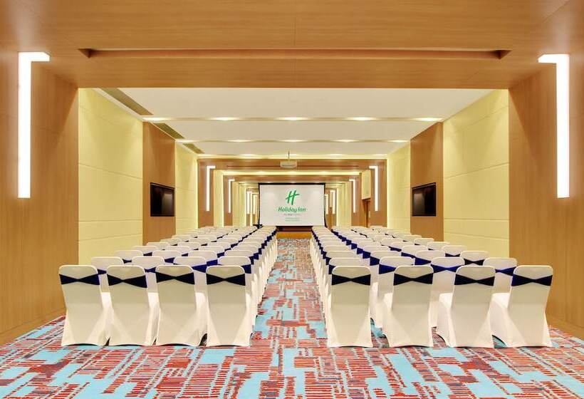호텔 Holiday Inn Bengaluru Racecourse, An Ihg
