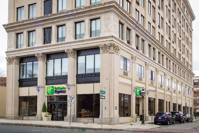 هتل Holiday Inn Express   Springfield Downtown, An Ihg