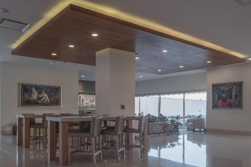 ホテル Holiday Inn Express & Suites Silao Aeropuerto Terminal, An Ihg