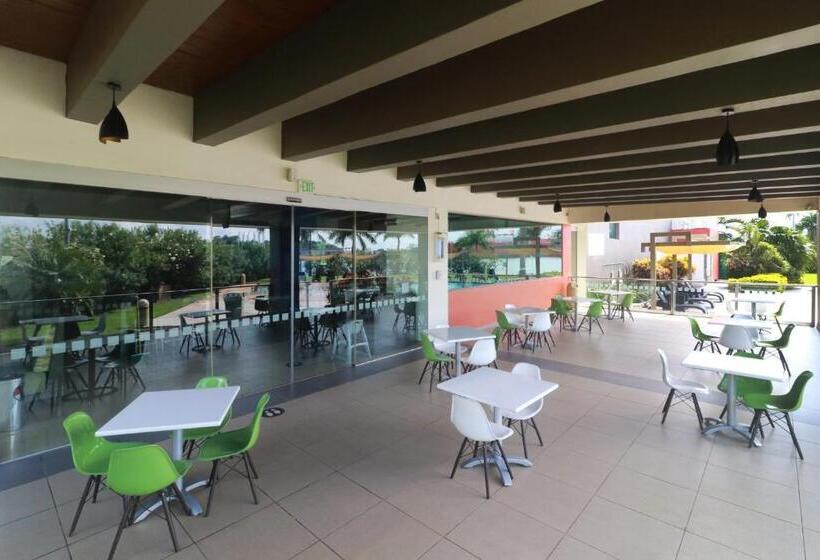 Hotel Holiday Inn Express   Tuxpan, An Ihg