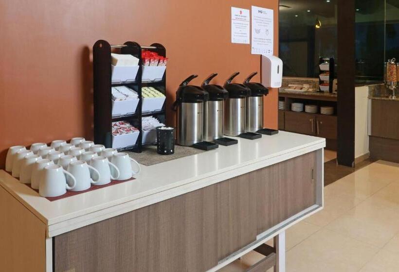 Otel Holiday Inn Express   Tuxpan, An Ihg