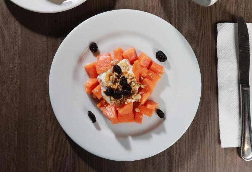 Otel Holiday Inn Express   Tuxpan, An Ihg