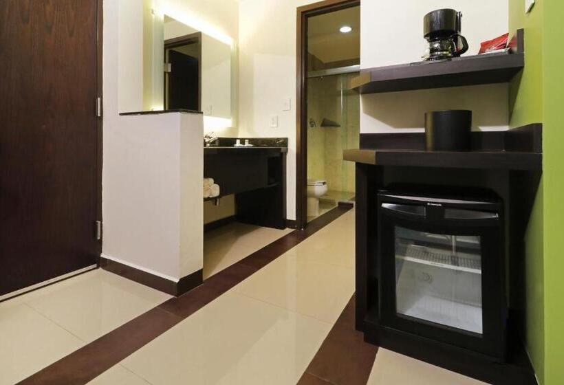 Otel Holiday Inn Express   Tuxpan, An Ihg