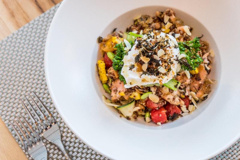 هتل Holiday Inn & Suites   Dubai Festival City Mall, An Ihg