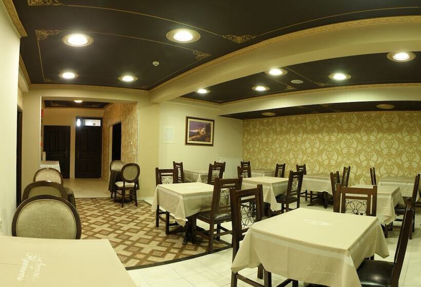 Отель Guesthouse Iridanos