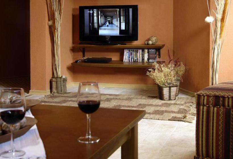 فندق La Comarca Suites De Montaña & Spa