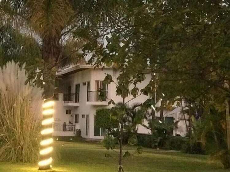 בית מלון כפרי Capital O La Joya Del Lago