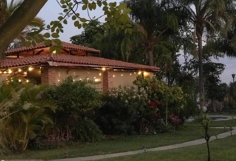 בית מלון כפרי Capital O La Joya Del Lago