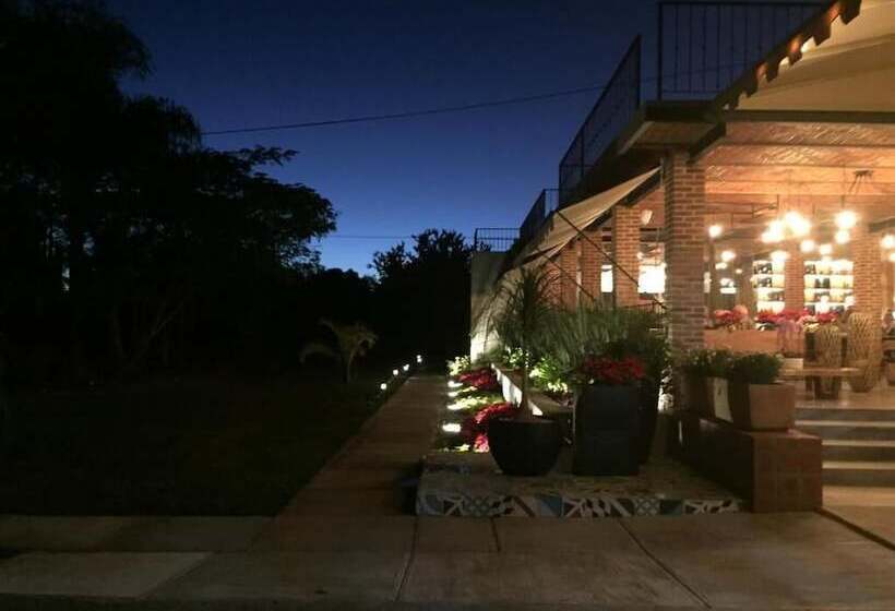 בית מלון כפרי Capital O La Joya Del Lago