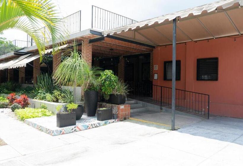 בית מלון כפרי Capital O La Joya Del Lago