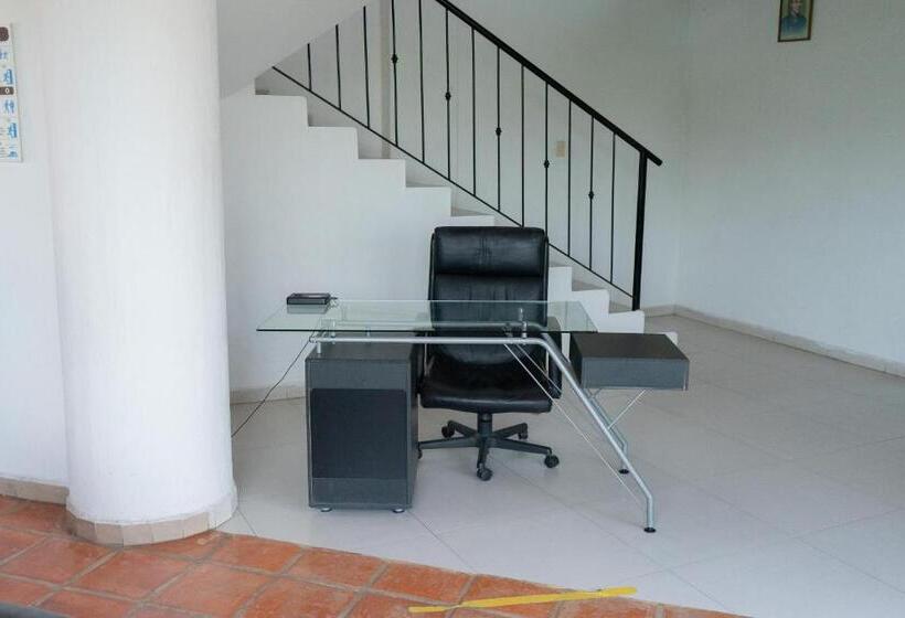 בית מלון כפרי Capital O La Joya Del Lago