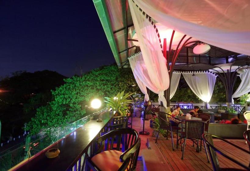 ホテル Moloppor Cafe