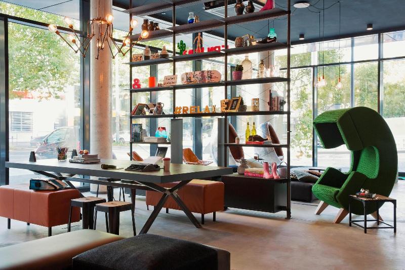 فندق Moxy Frankfurt East