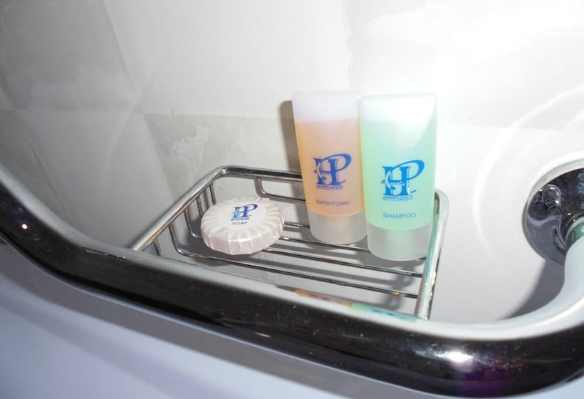 בית מלון כפרי Pacific