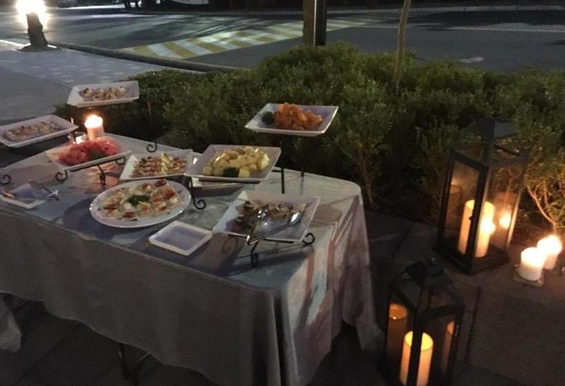 Отель Palgong Emillia