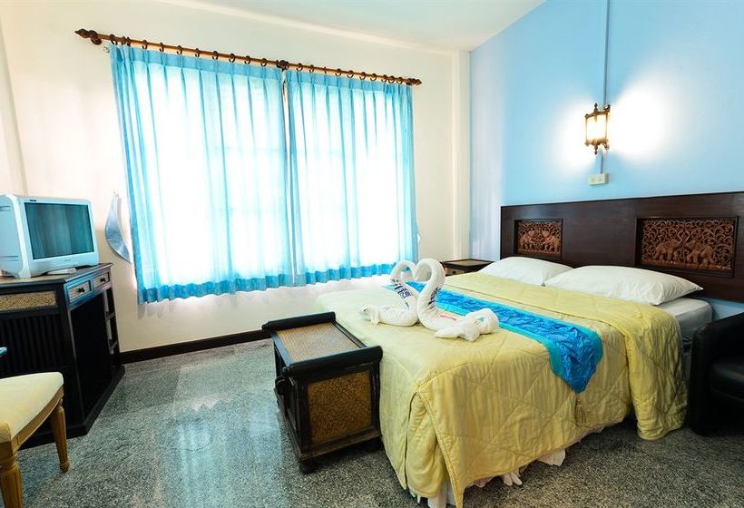 Отель Sananwan Beach B&b