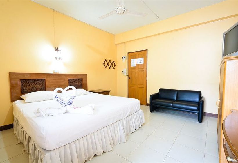 Отель Sananwan Beach B&b