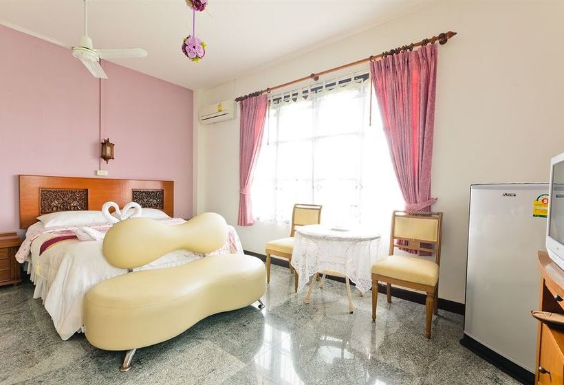Отель Sananwan Beach B&b