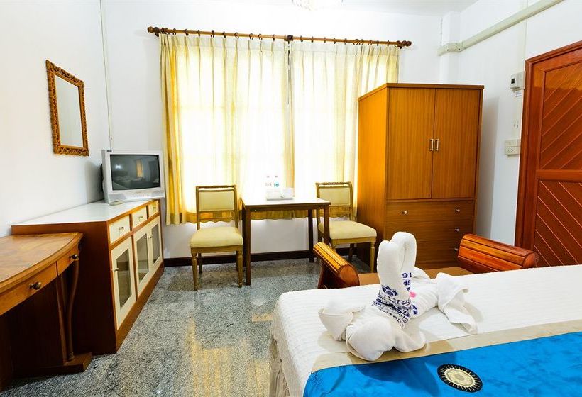 Отель Sananwan Beach B&b