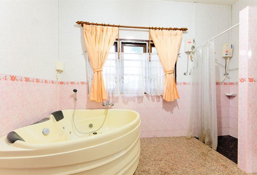 Отель Sananwan Beach B&b