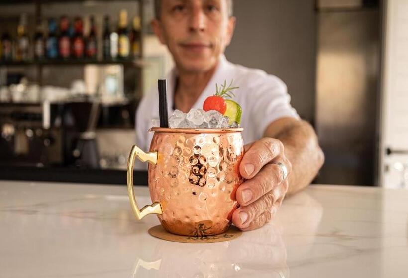 Отель Seth 55 Santo Tomas